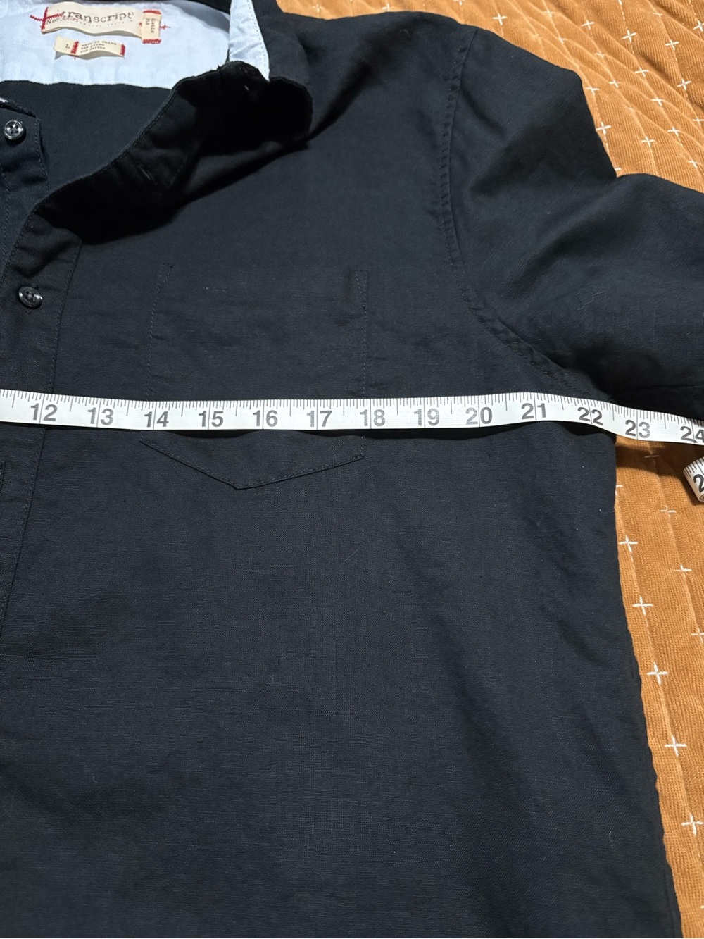 Transcript Linen Blend Black Short Sleeve Button Down. - Picture 5 of 6